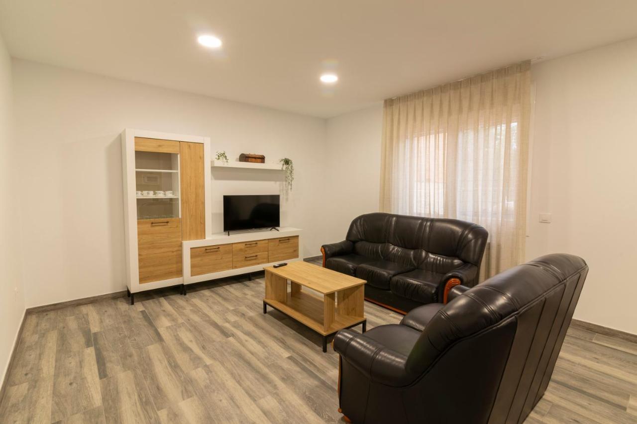 Apartamentos El Balcon Del Duero ซาน เอสเตบัน เด กอร์มาซ ภายนอก รูปภาพ